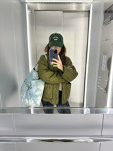 Load image into Gallery viewer, Tie-dye Recyclé à Porter Large Tote
