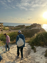 Load image into Gallery viewer, Tie-dye Recyclé à Porter Large Tote
